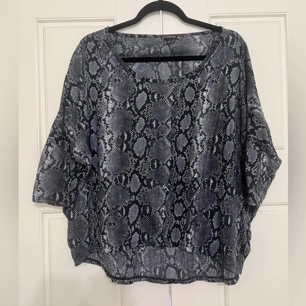 EXPRESS Dolman Sleeve Snakeskin Top